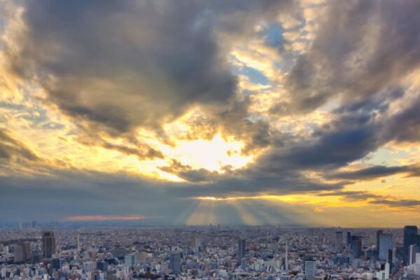 Sonnenuntergang über Tokyo vom Mori Tower aus aufgenommen.