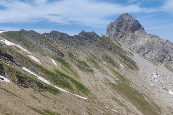 Klewenalp Gitschenen Berggipfel und Grat bei der Wanderung Klewenalp Gitschenen